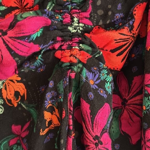 Ava & Viv Tank 🩷 - Picture 4 of 8